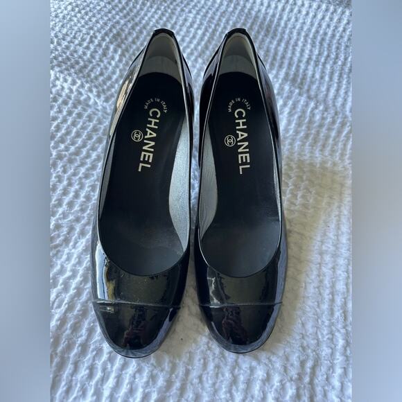 Chanel Patent Leather CC Heel Pumps 2010 Black Sz 36.5 Authentic Designer Heels - Picture 6 of 11